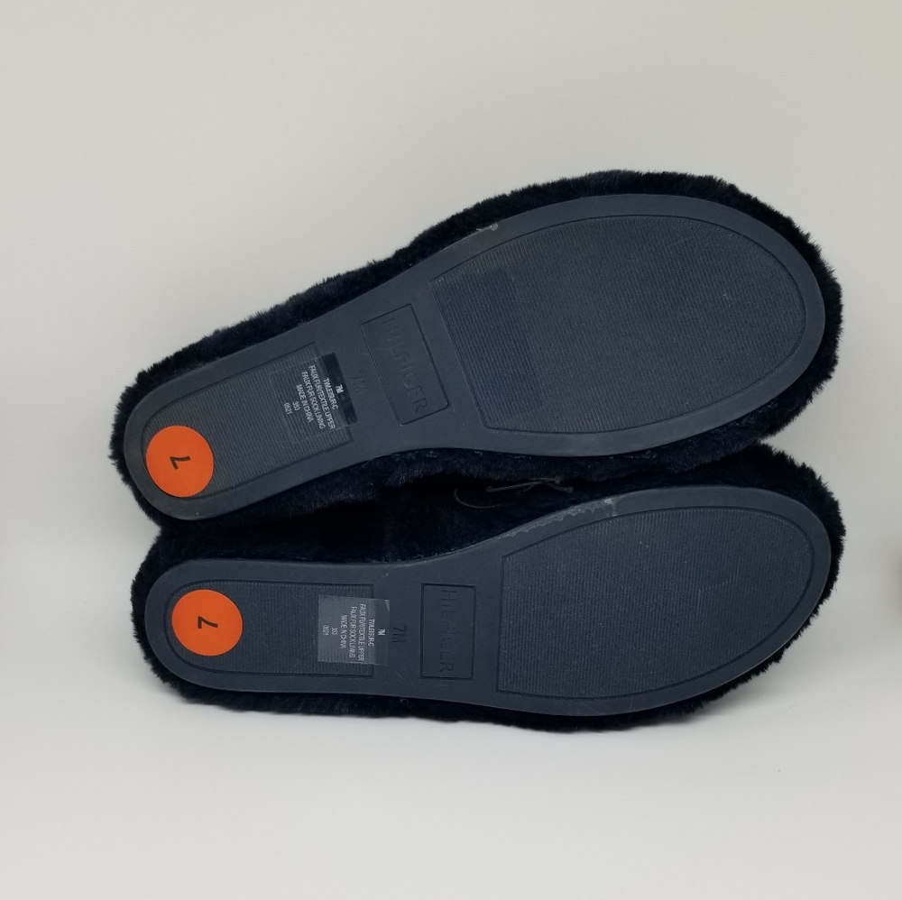 Tommy Hilfiger Women's Leisur Faux Fur Slides View 5